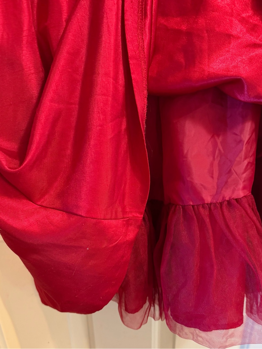 Gymboree Fancy Red Dress with Large Bow - Picture 5 of 7